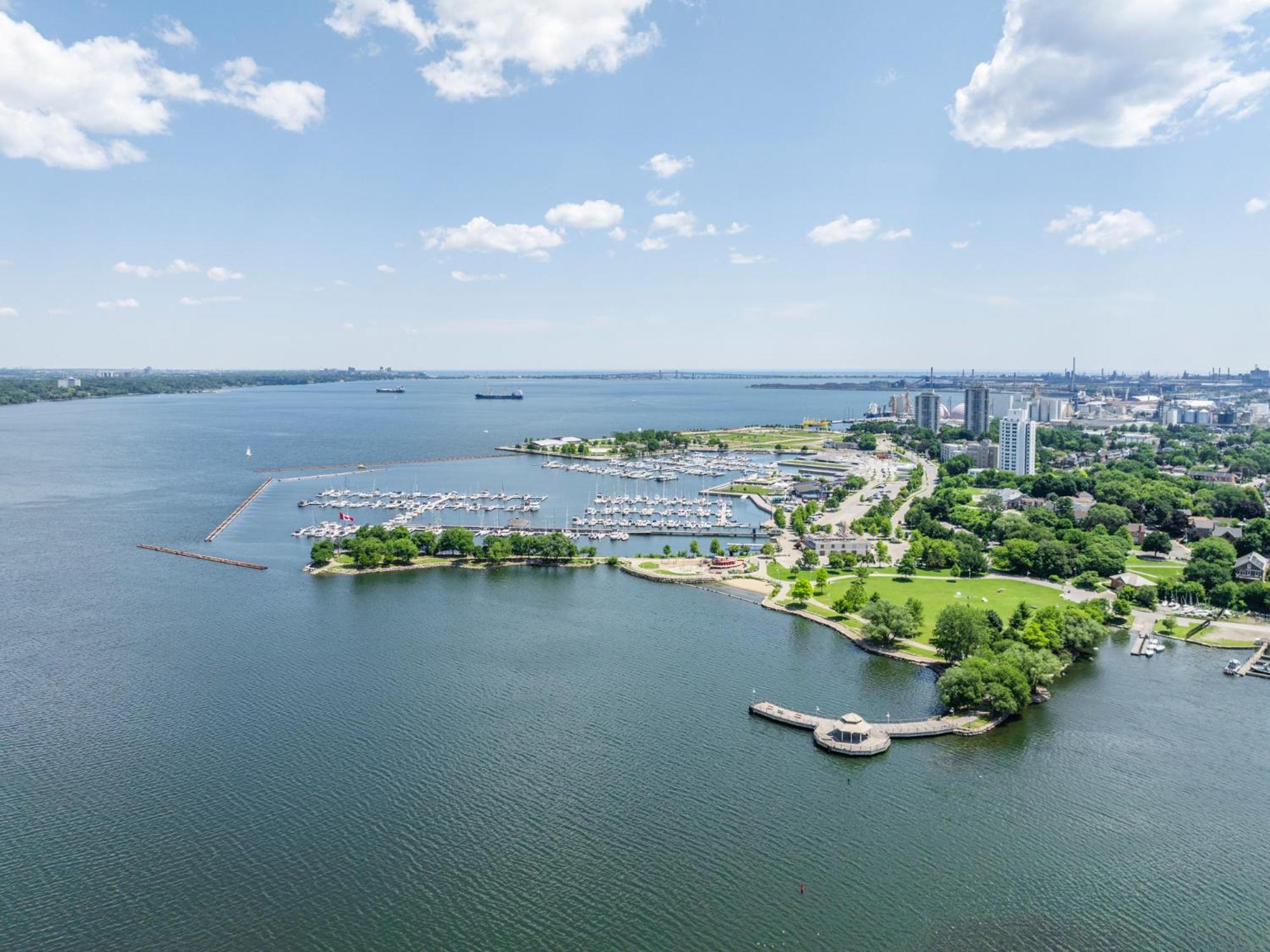 Harbour House Apartment Хамилтън Екстериор снимка