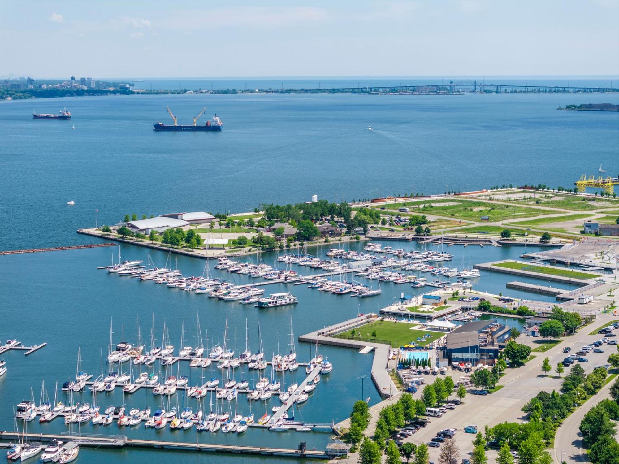 Harbour House Apartment Хамилтън Екстериор снимка
